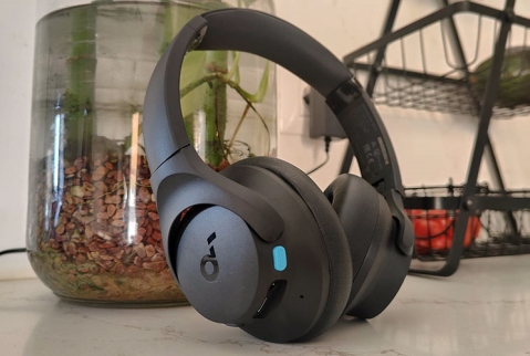 Anker Soundcore Q11i: איטום פסיבי ומבנה מתקפל