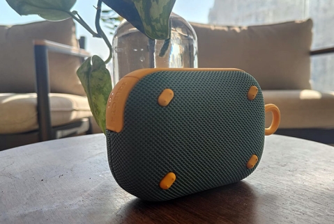 Anker soundcore Select 4 Go: קומפקטי ומוגבל