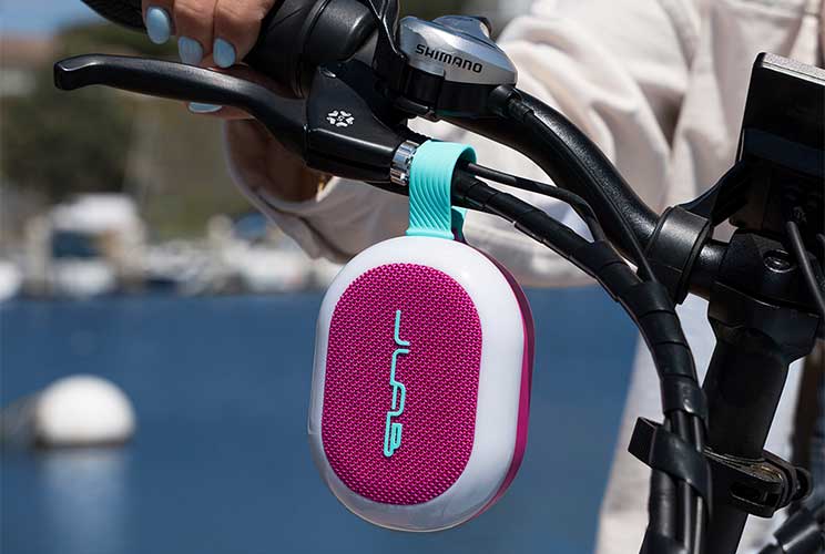 הרמקולים הניידים של JLab מגיעים לישראל הרמקולים הניידים של JLab מגיעים לישראל