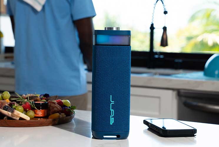 הרמקולים הניידים של JLab מגיעים לישראל הרמקולים הניידים של JLab מגיעים לישראל