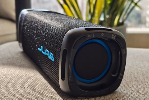 JLab JBuds Party: מסיבה חצי-ניידת JLab JBuds Party: מסיבה חצי-ניידת