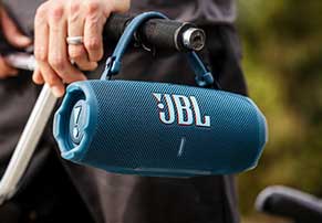 באג משיקה את הרמקולים הניידים JBL Flip 7 ו־JBL Charge 6