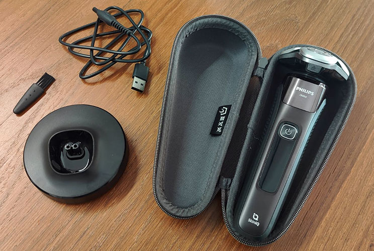 Philips i9000 x9000 - גילוח עדין, מחיר קשוח Philips i9000 x9000 - גילוח עדין, מחיר קשוח