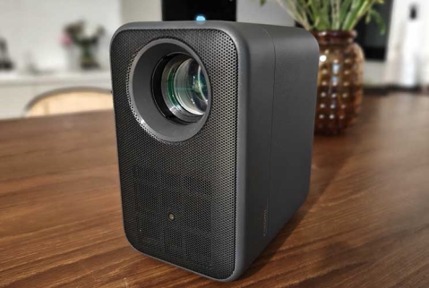 Xiaomi L1 Pro: מקרן קטן, שאיפות גדולות Xiaomi L1 Pro: מקרן קטן, שאיפות גדולות