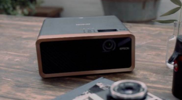 הכירו את המיני מקרן של אפסון