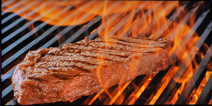 OLED מול QLED Neo: קרב המסכים