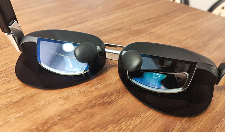 Lenovo Legion Go S: גיימינג מוגבל בדרכים Lenovo Legion Go S: גיימינג מוגבל בדרכים