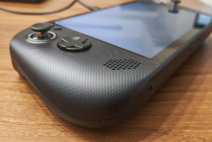 Lenovo Legion Go S: גיימינג מוגבל בדרכים Lenovo Legion Go S: גיימינג מוגבל בדרכים