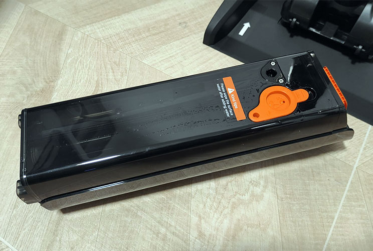 UWANT D700 Pro: בולט לטובה בחבורה UWANT D700 Pro: בולט לטובה בחבורה