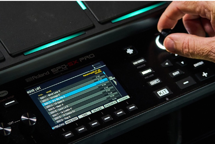 SPD-SX PRO Sampling Pad: מכונת תופים פרימיום