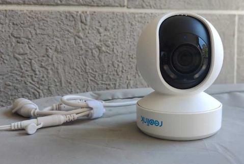 Reolink E1 Outdoor: למרפסת ולחצר