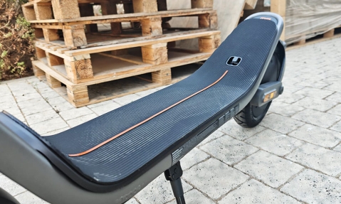 Xiaomi Electric Scooter 6: מתחיל ליישר קו עם המתחרים Xiaomi Electric Scooter 6: מתחיל ליישר קו עם המתחרים