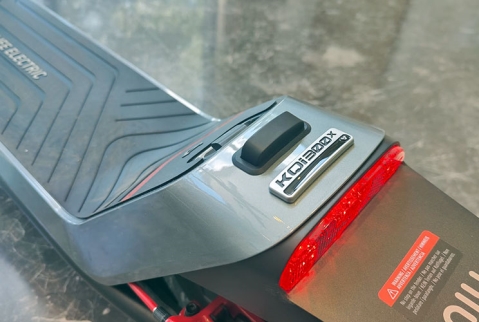 NIU KQi300X: לרכיבה יציבה בעיר