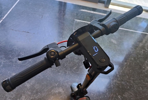 NIU KQi300X: לרכיבה יציבה בעיר