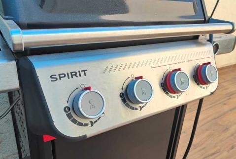 Weber Spirit EP-435: לחובבי בשר שאוהבים לארח