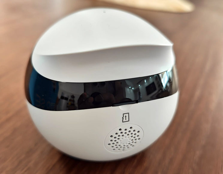 Enabot EBO SE FamilyBot - האם הרובוט החמוד הזה שווה את המחיר?