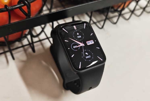 Xiaomi Smart Band 10 Pro: הצמיד החכם התבגר Xiaomi Smart Band 10 Pro: הצמיד החכם התבגר