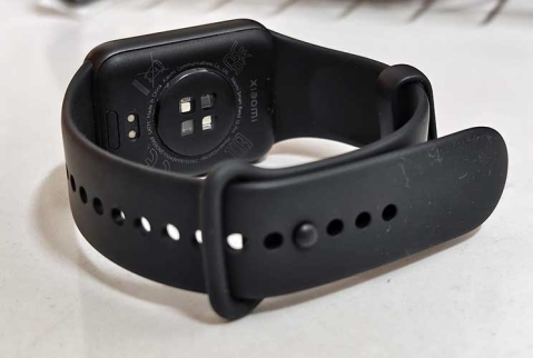 Xiaomi Smart Band 10 Pro: הצמיד החכם התבגר Xiaomi Smart Band 10 Pro: הצמיד החכם התבגר